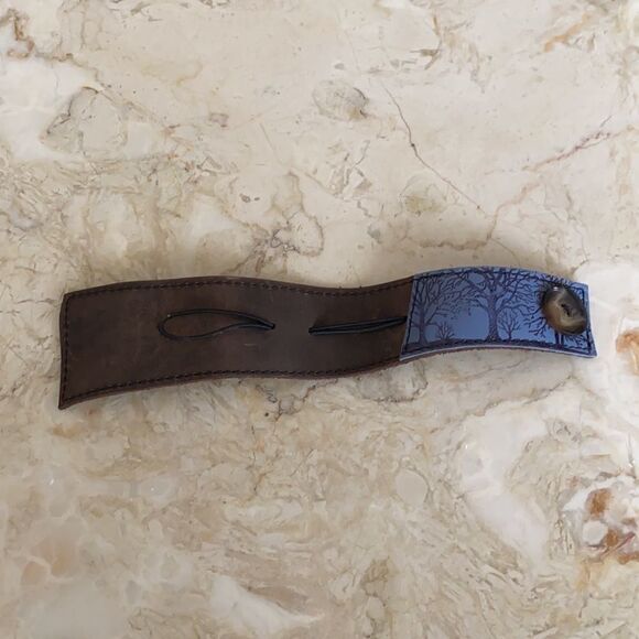 Handcrafted Leather Cuff Bracelet  - Picture 3 of 8